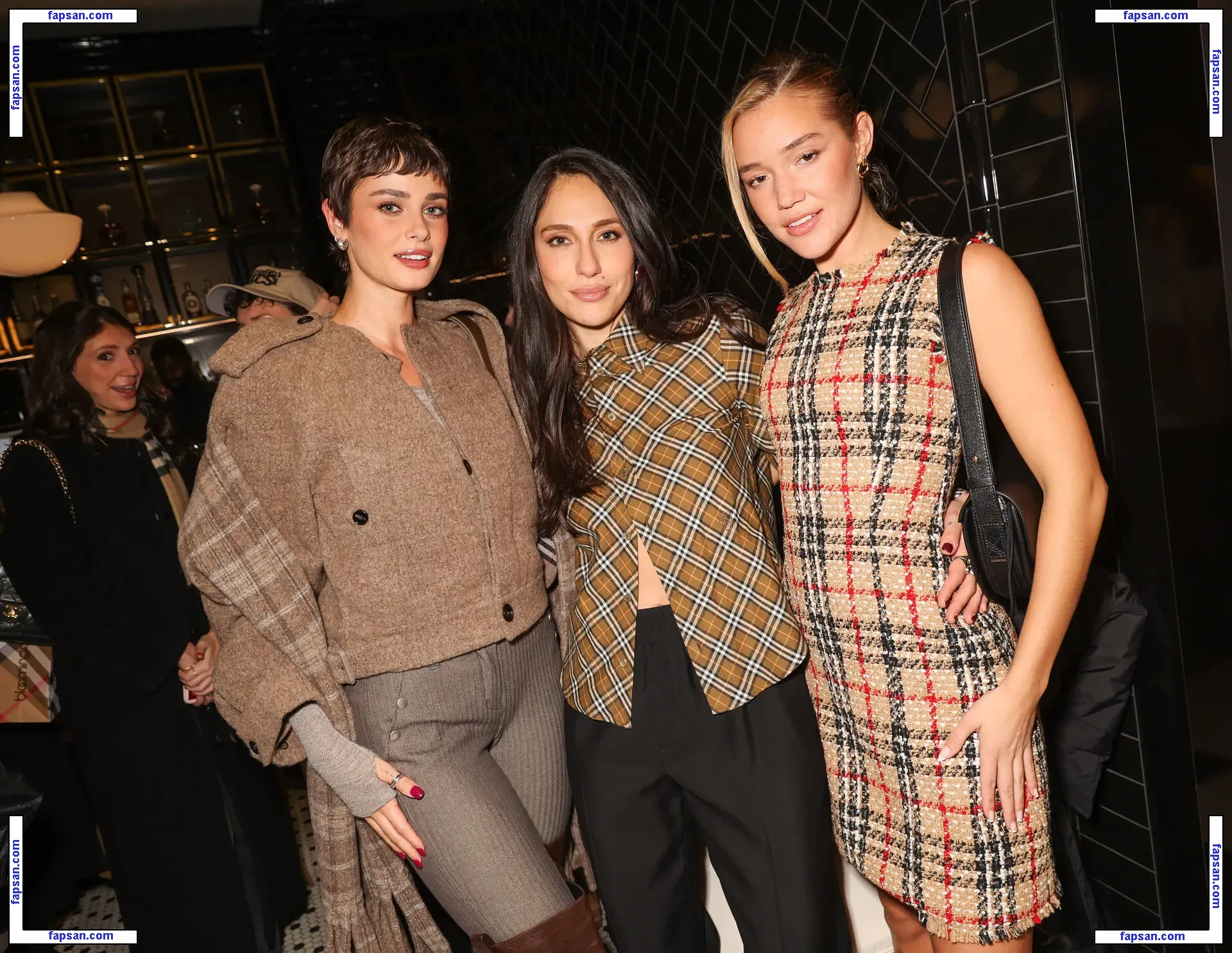 Olivia Ponton nude photo #2070 from OnlyFans