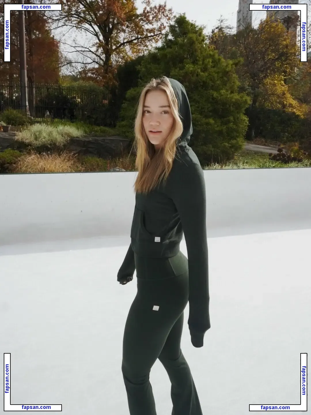 Olivia Ponton nude photo #2078 from OnlyFans