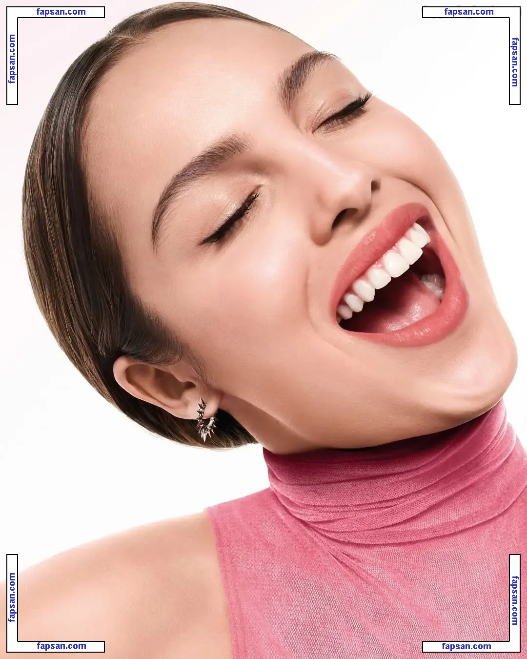 Olivia Rodrigo nude photo #3034 from OnlyFans