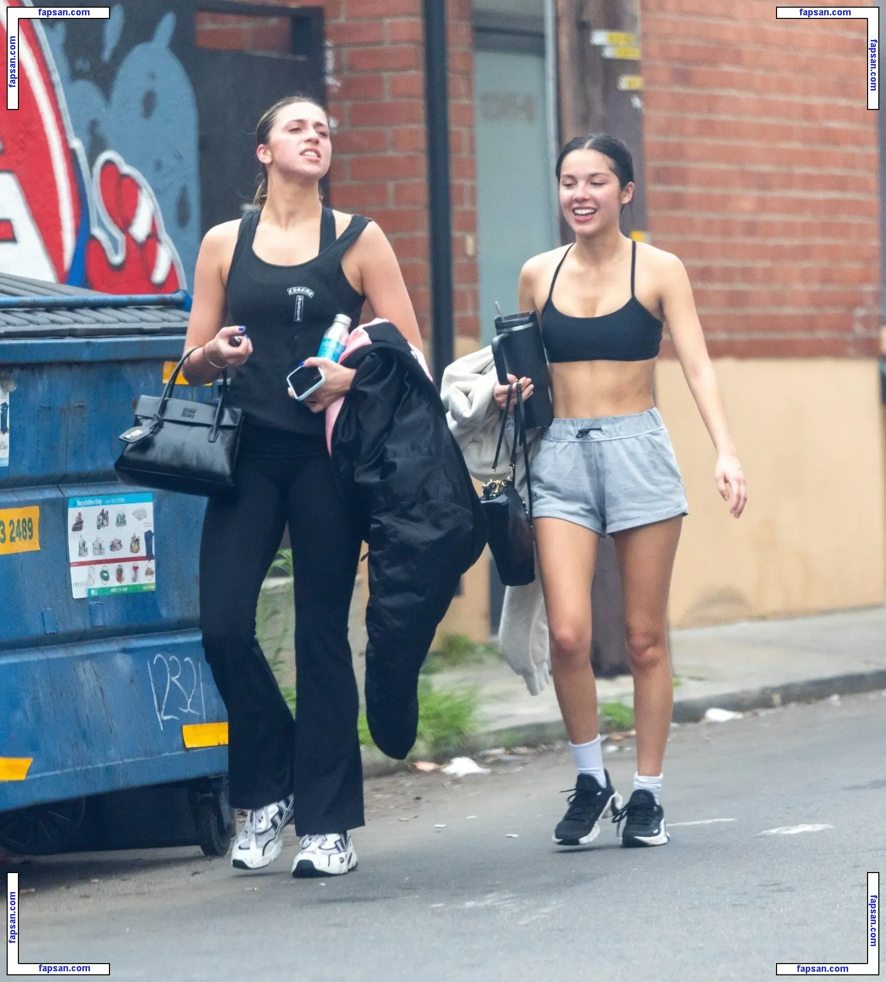 Olivia Rodrigo голая фото #3199 с Онлифанс