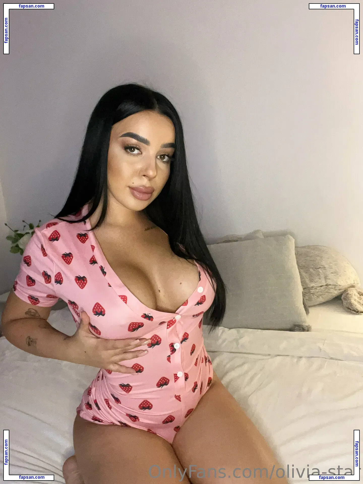 olivia-star nude photo #0012 from OnlyFans