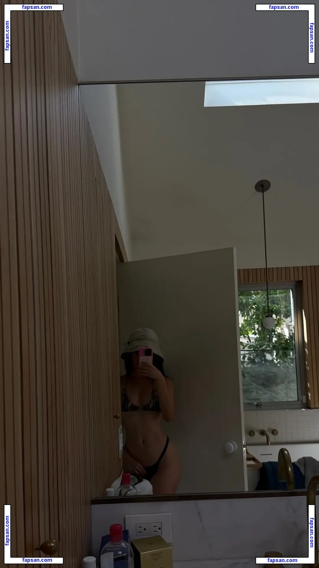 Olivia Sui nude photo #0044 from OnlyFans