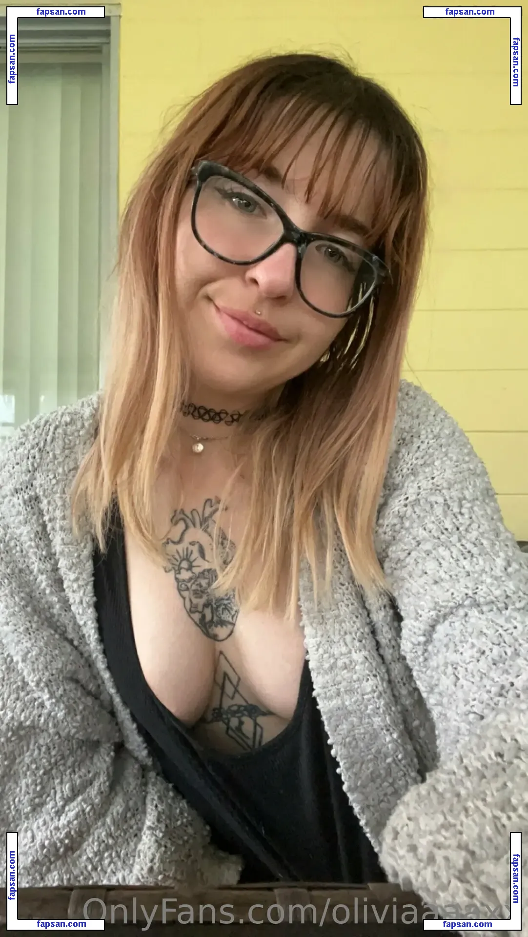 oliviaaaaxx nude photo #0010 from OnlyFans