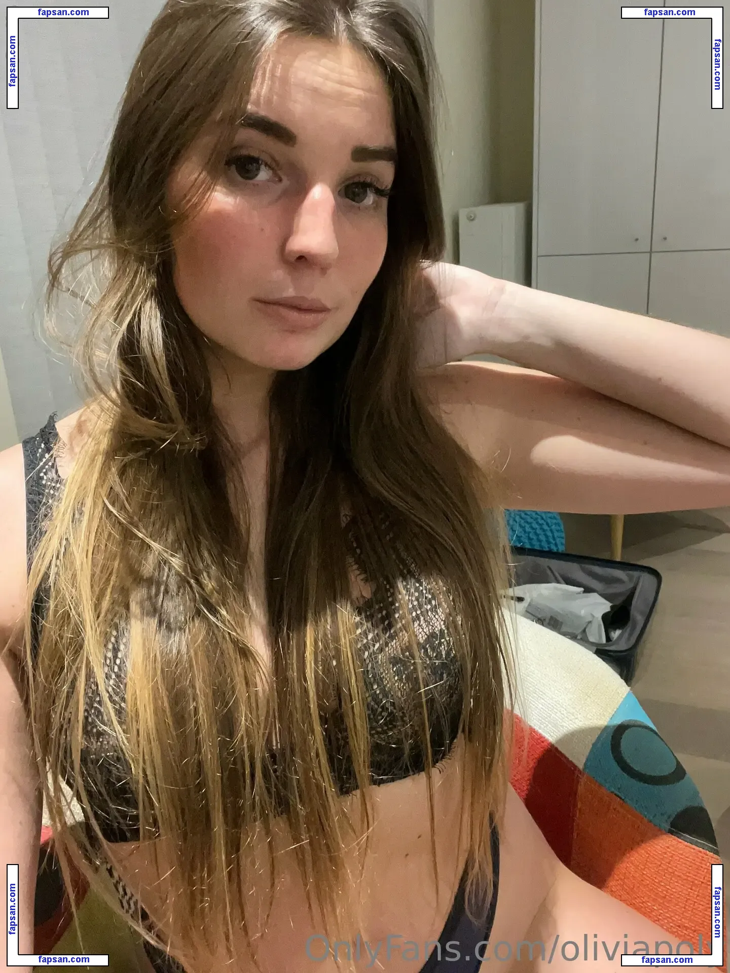 oliviapoly nude photo #0020 from OnlyFans