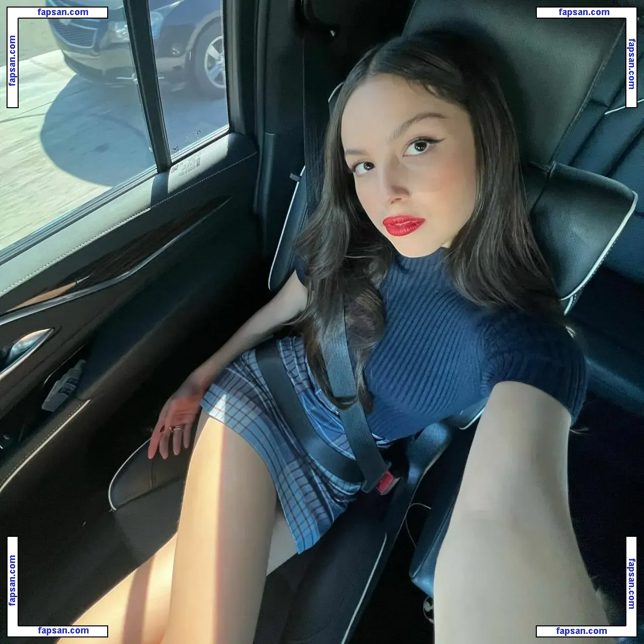 oliviarodrigo nude photo #0001 from OnlyFans