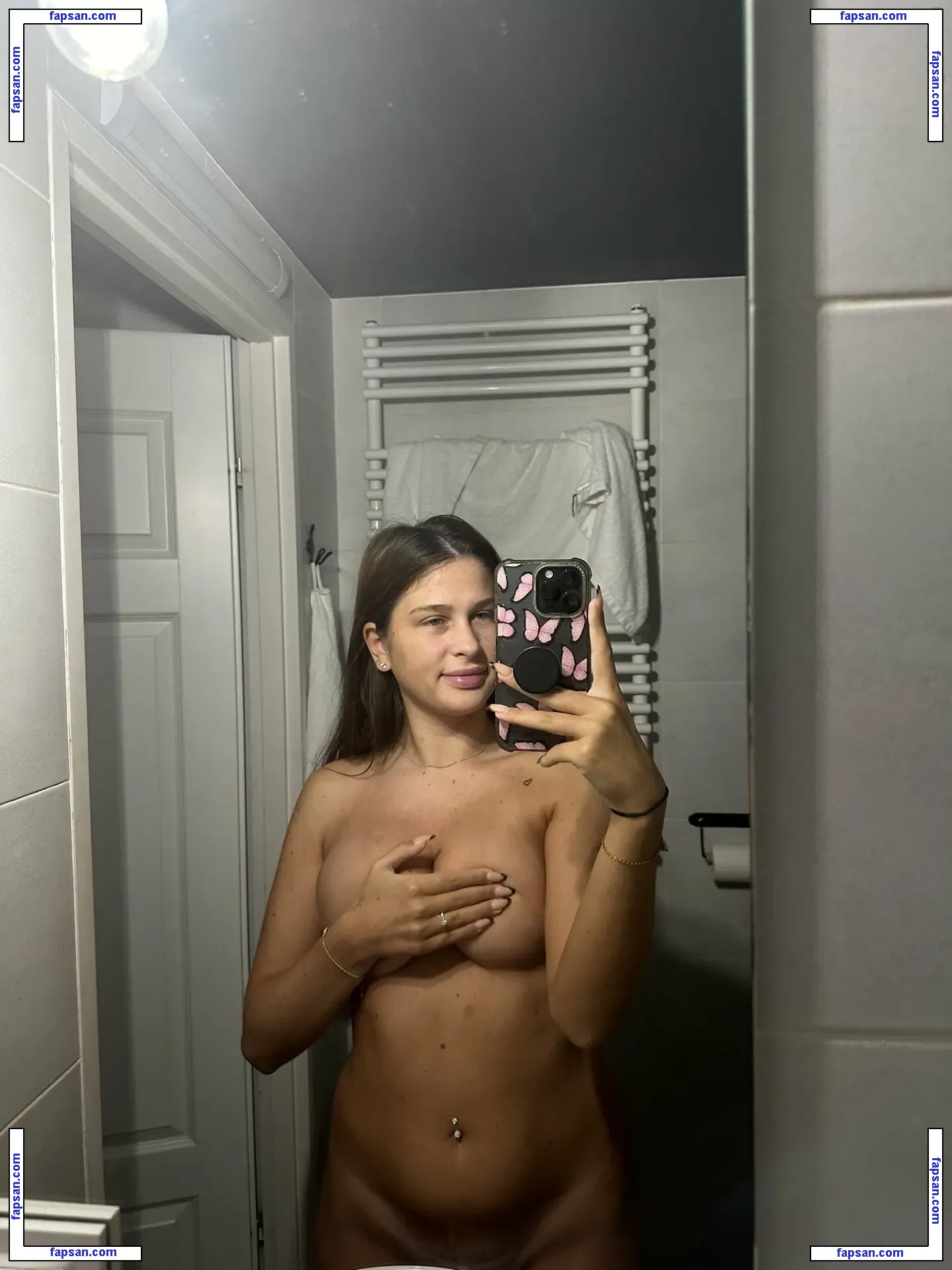 oliviawazowski nude photo #0001 from OnlyFans