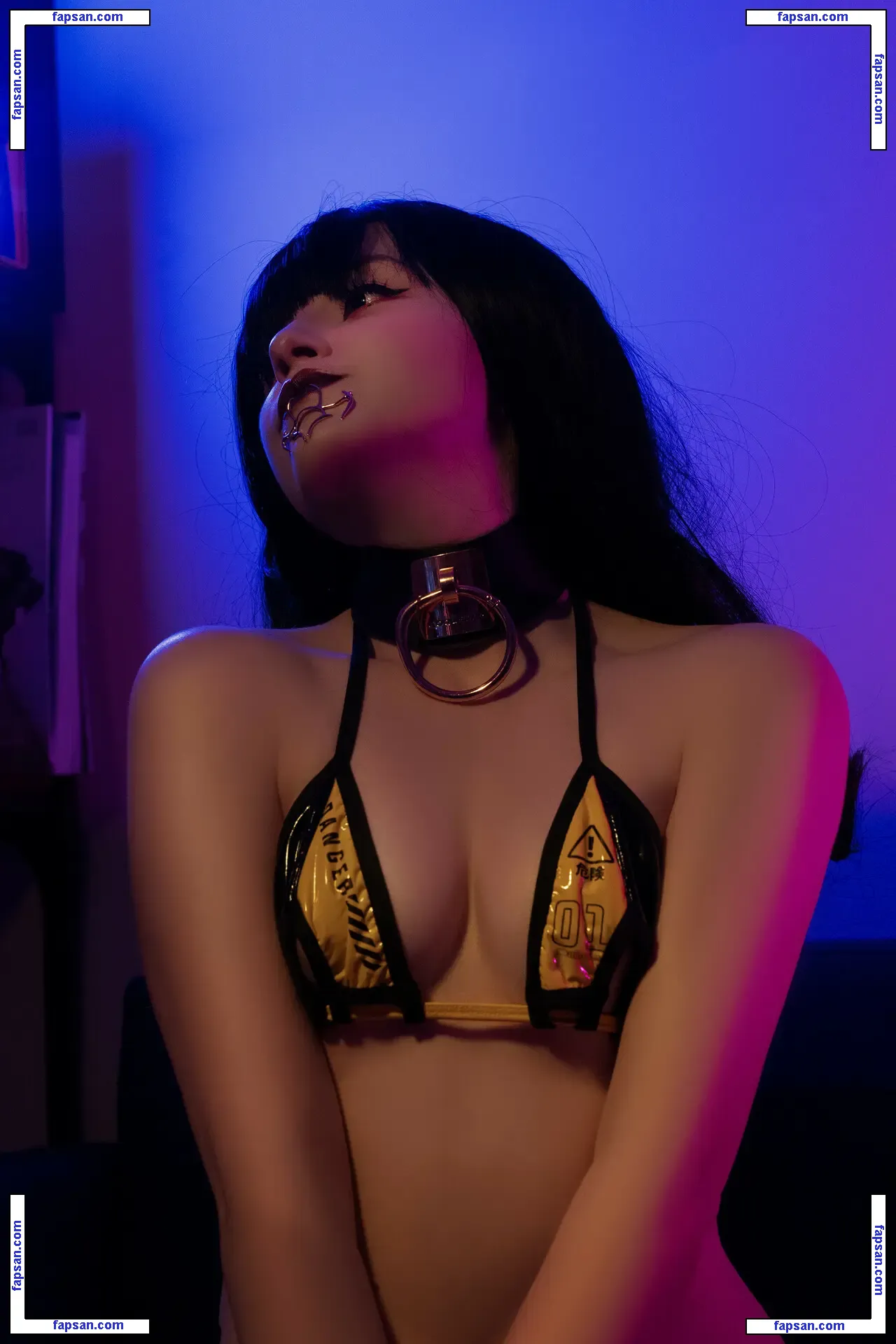 Olyashaa nude photo #0937 from OnlyFans