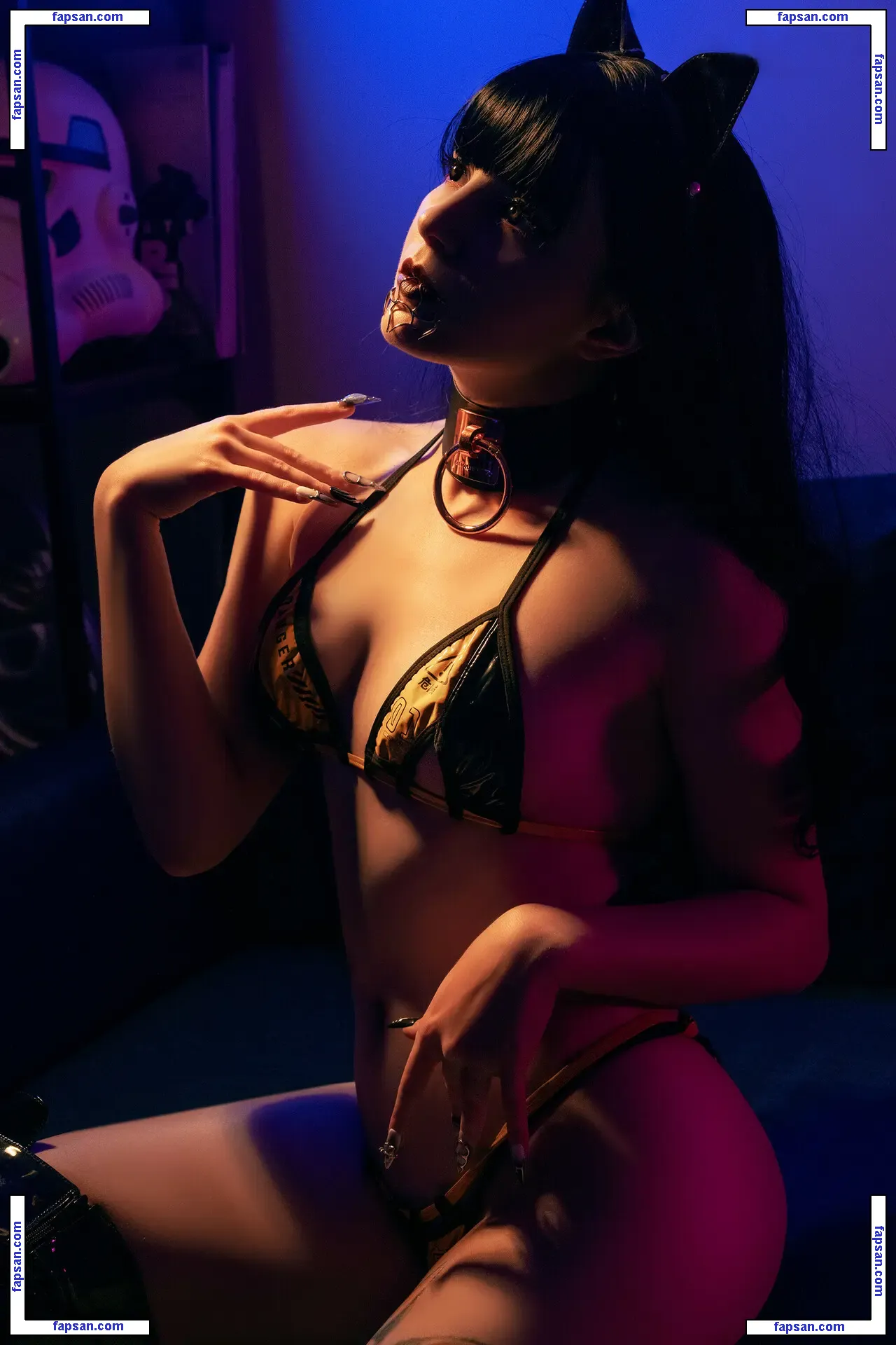 Olyashaa nude photo #0955 from OnlyFans