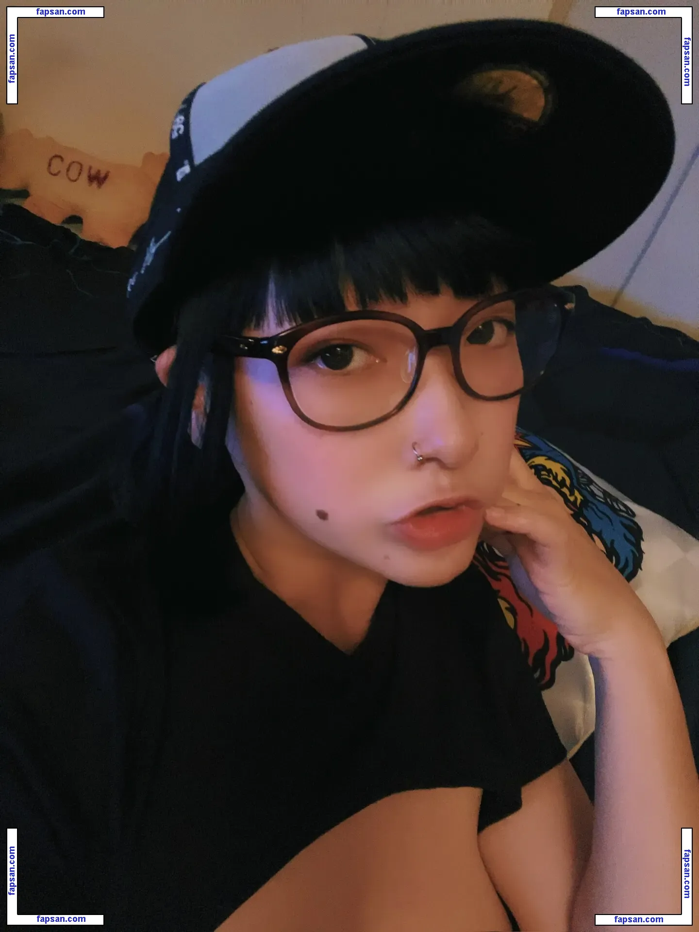 Omi Kero Gibson голая фото #0037 с Онлифанс