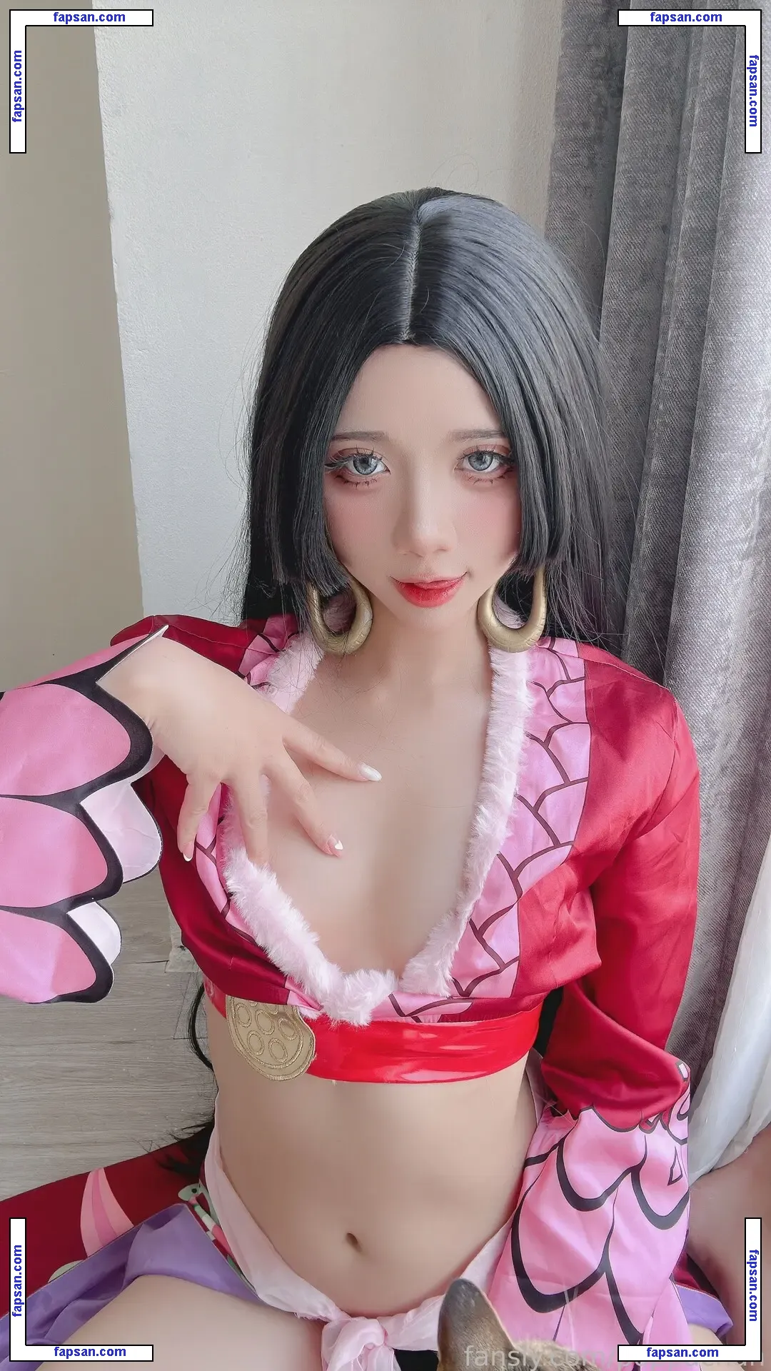 One Piece nude photo #0420 from OnlyFans