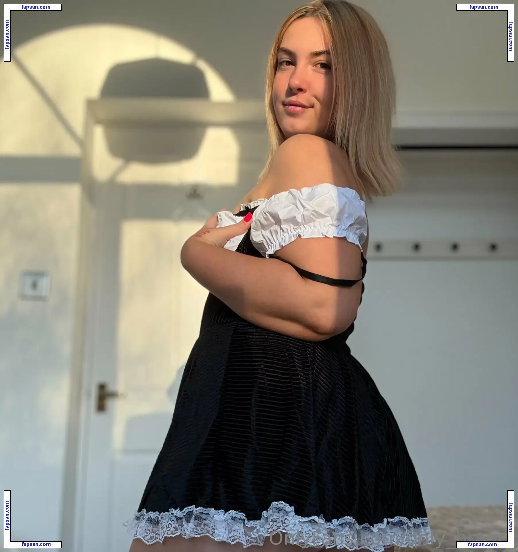only_brandi nude photo #0047 from OnlyFans