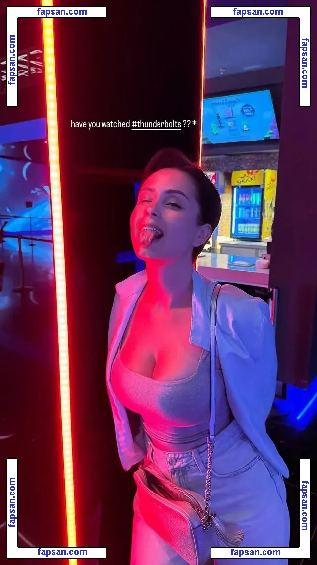 only.lika nude photo #0075 from OnlyFans