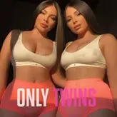 Only Twins Hillary & Lesly голая #0027