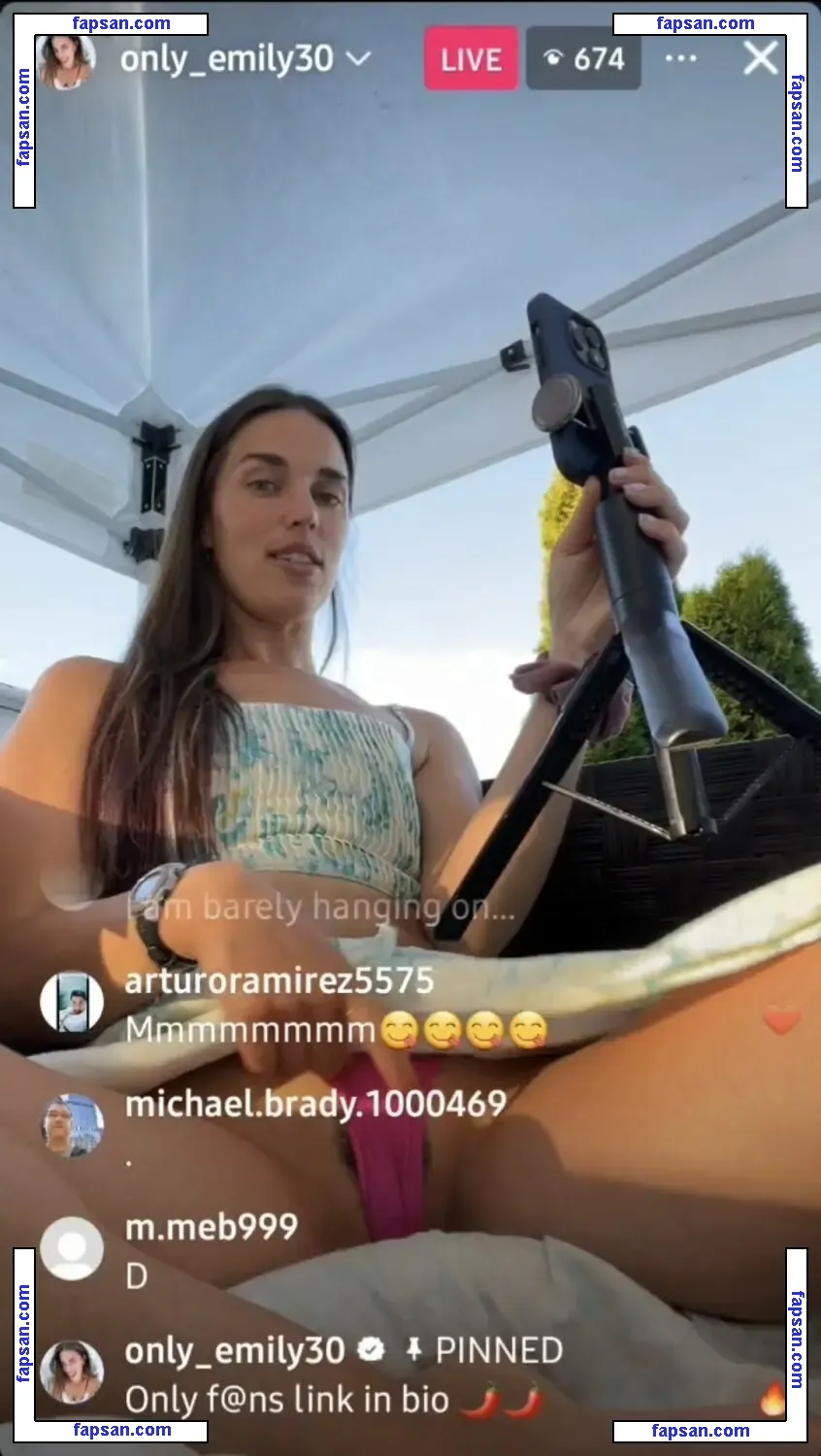 Onlyemily30 голая фото #0008 с Онлифанс