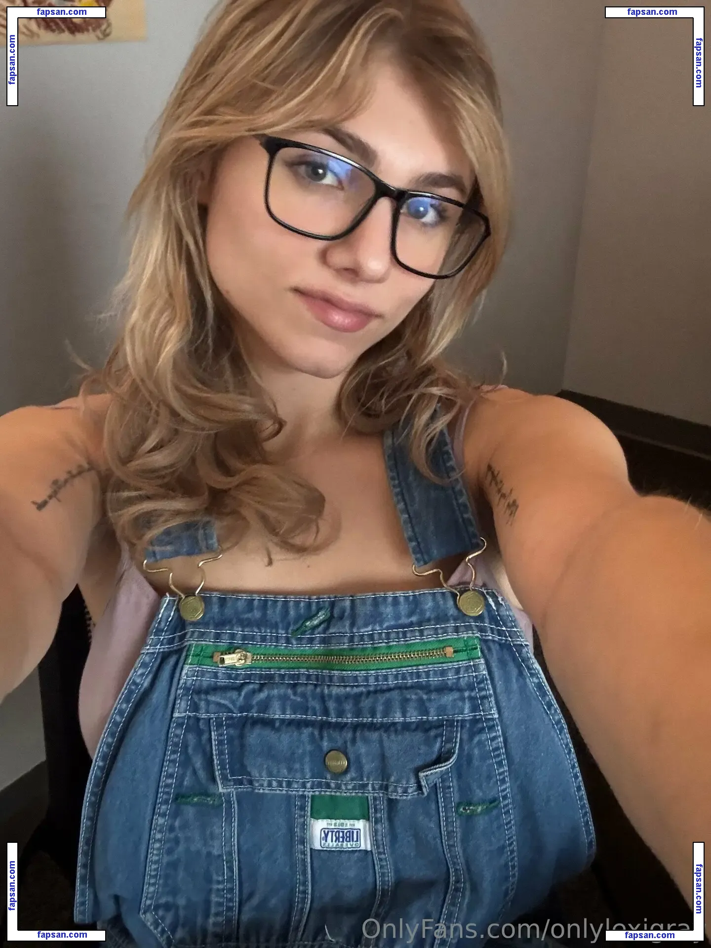 onlylexigray nude photo #0028 from OnlyFans