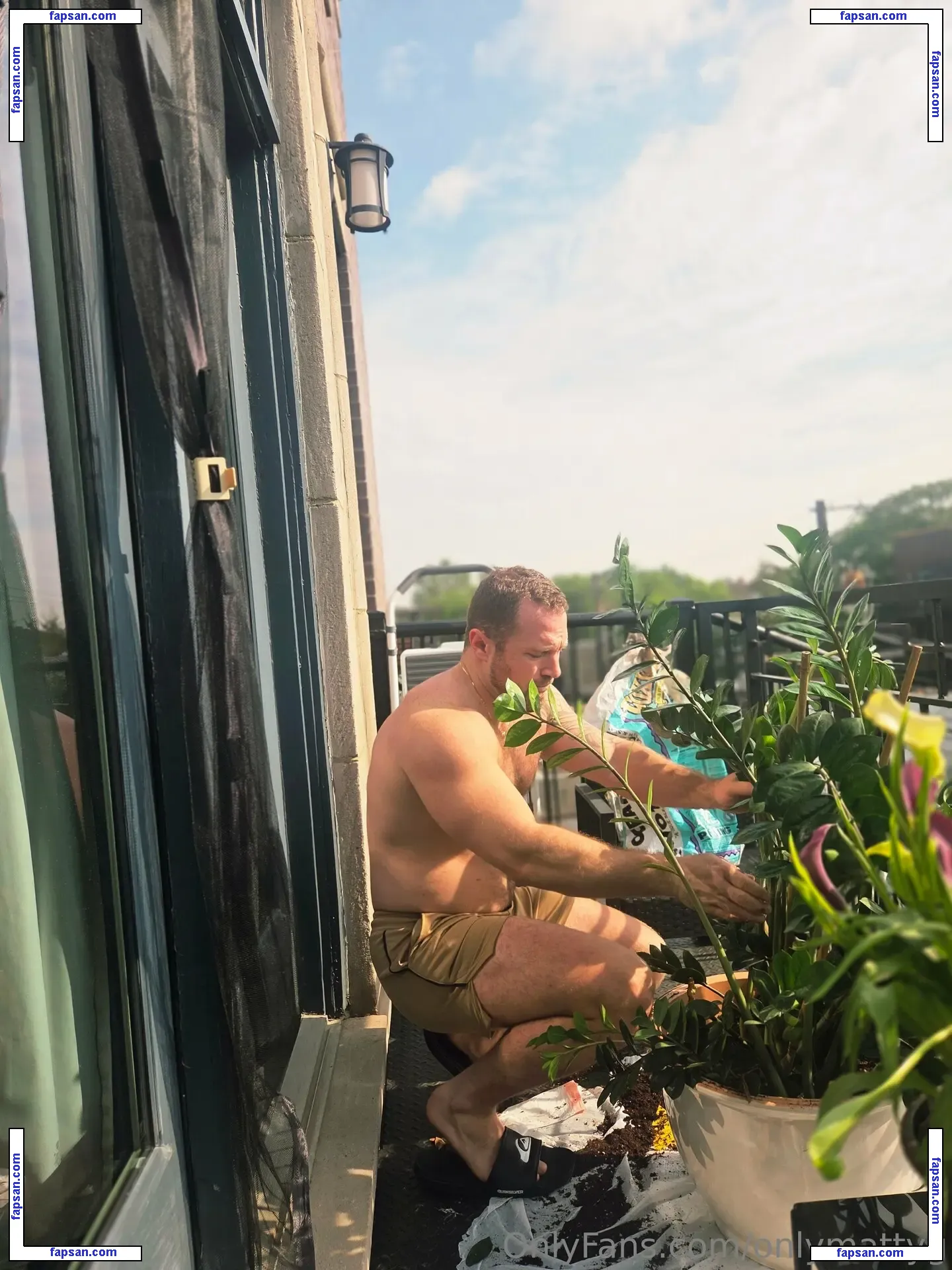 onlymattyg nude photo #0009 from OnlyFans