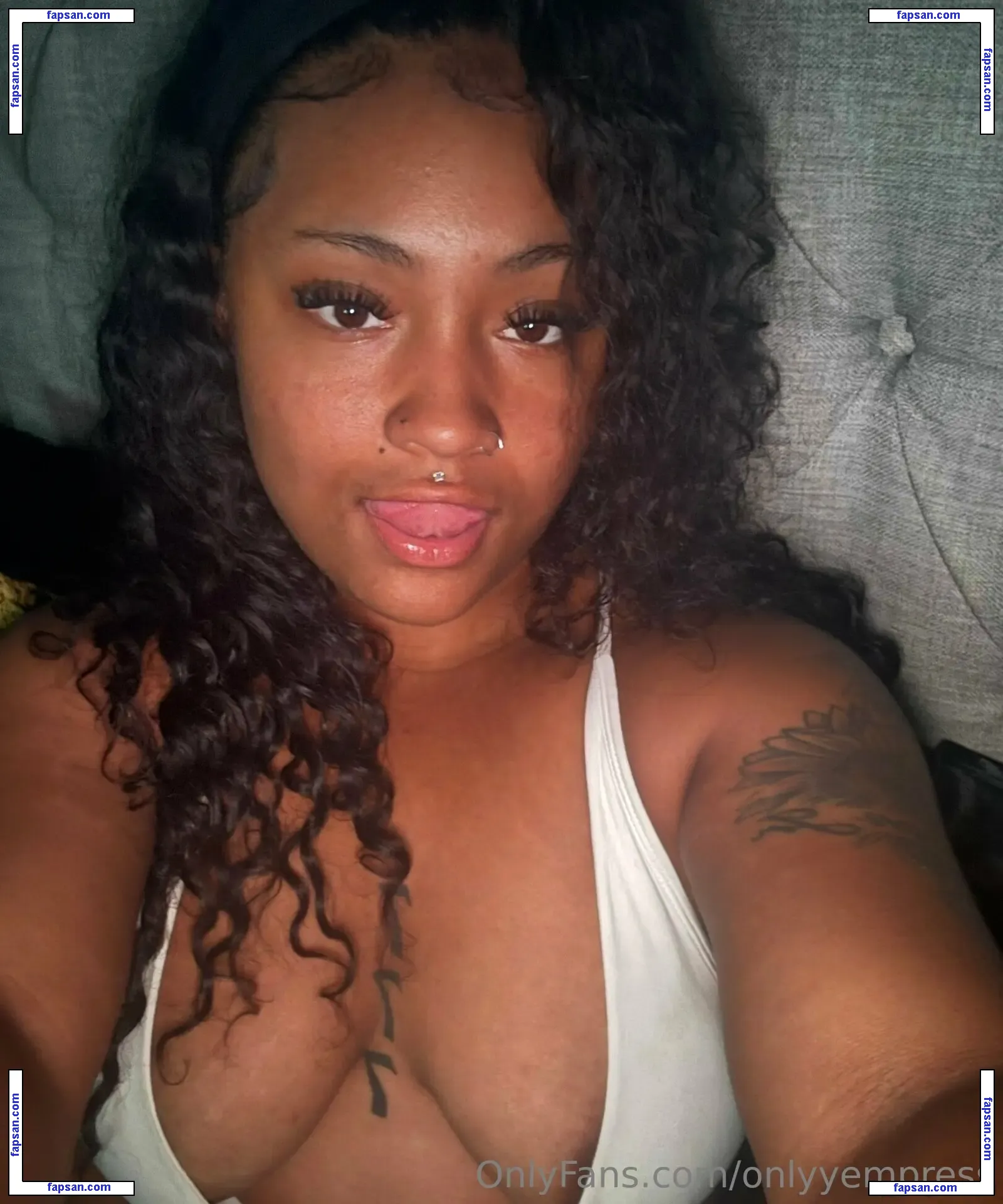 onlyyempress nude photo #0001 from OnlyFans