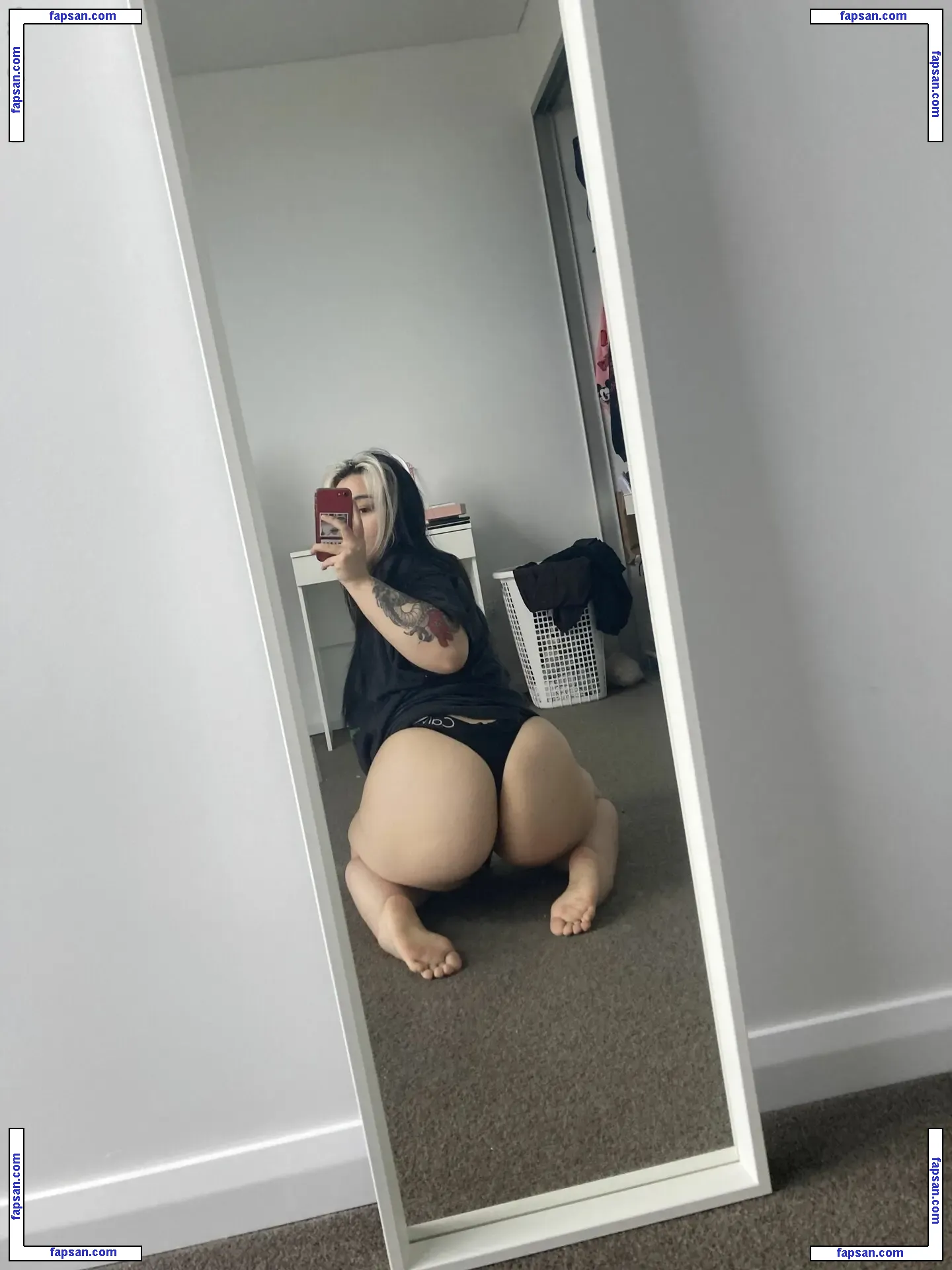 oohluna голая фото #0005 с Онлифанс