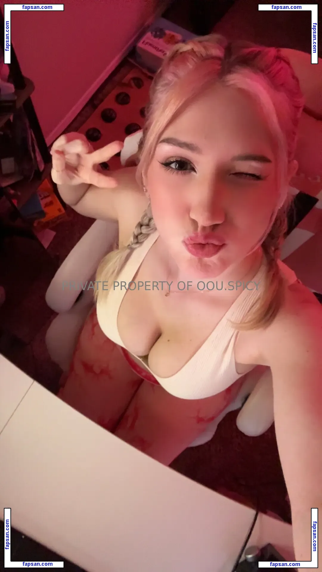 oou.spicy nude photo #0021 from OnlyFans