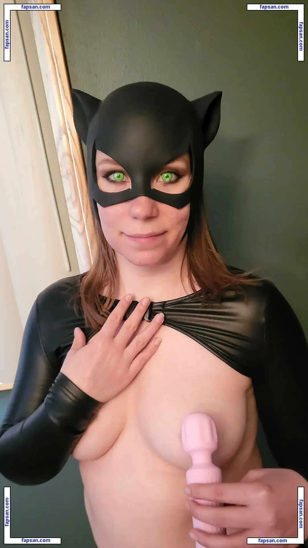 opal_aberdeen nude photo #0003 from OnlyFans