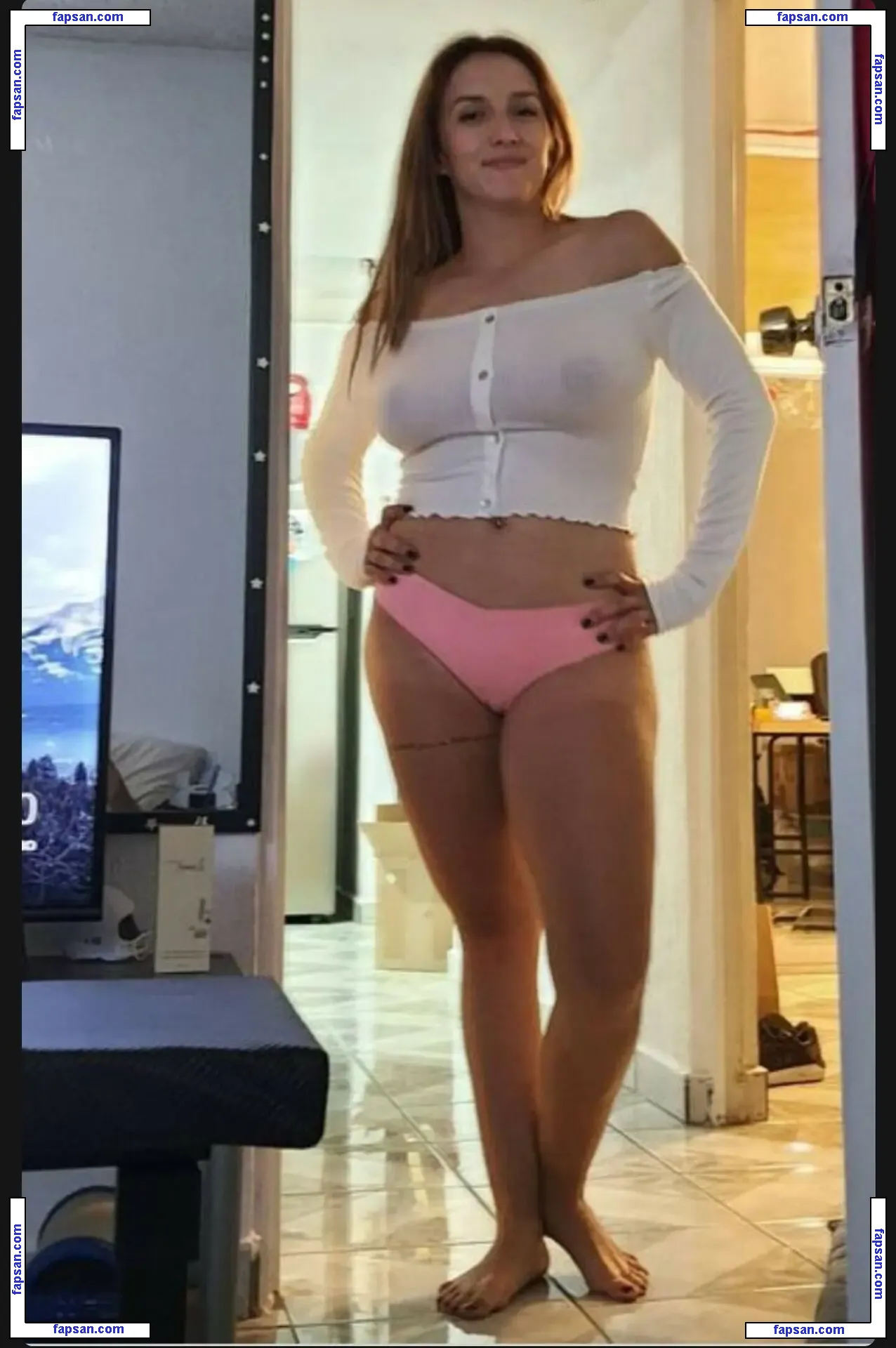 openlymarried голая фото #0001 с Онлифанс