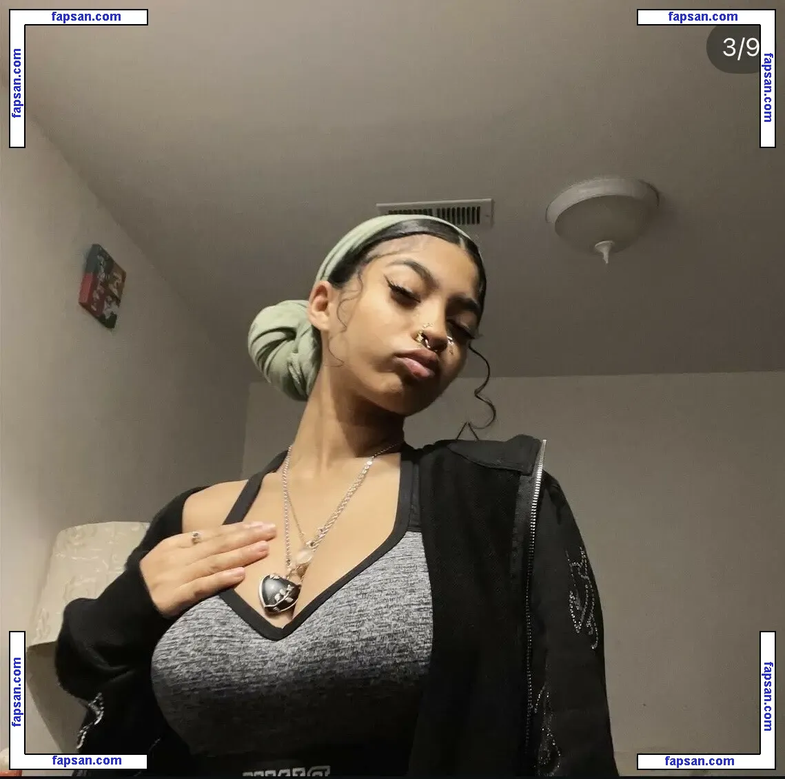 Ophiuqus nude photo #0006 from OnlyFans