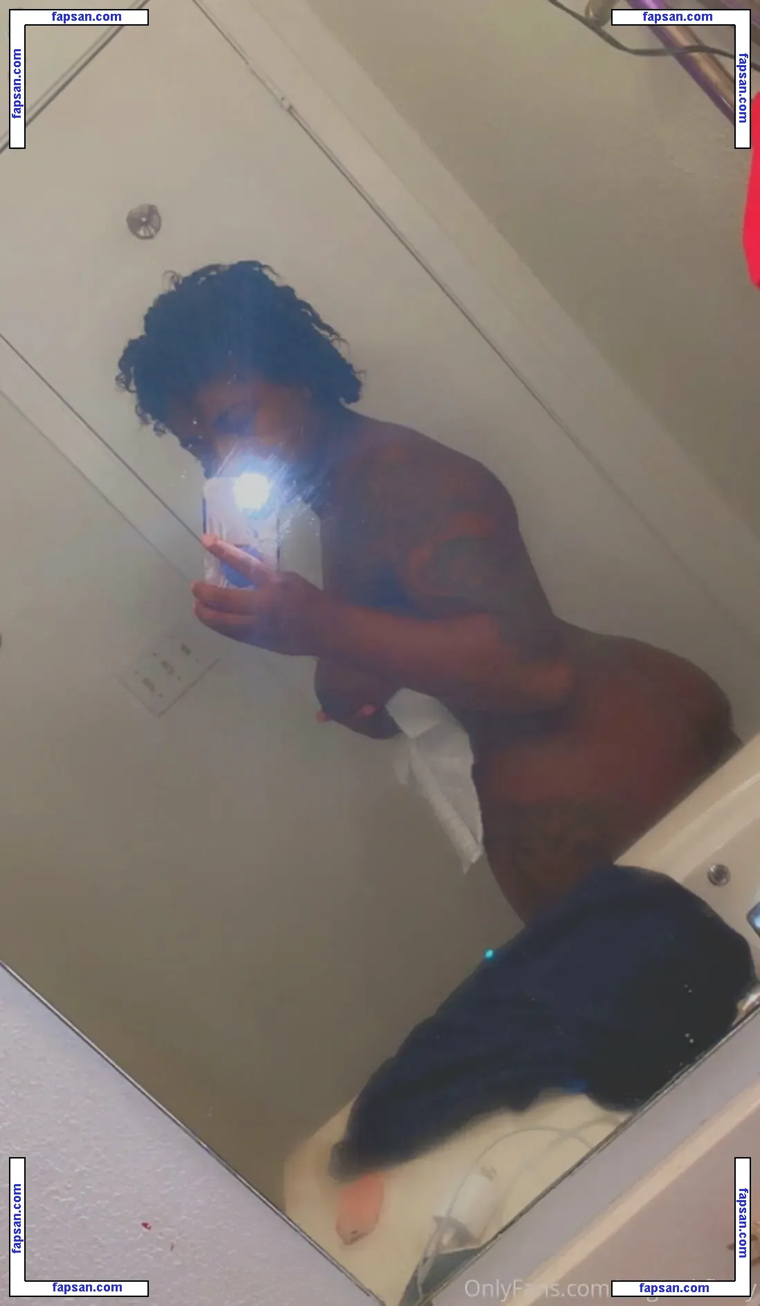 original-fluffy nude photo #0027 from OnlyFans