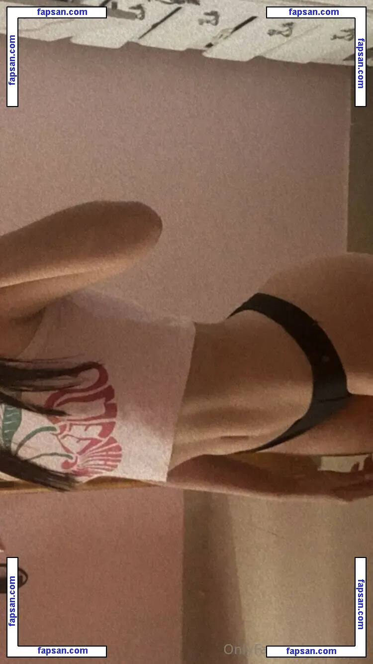 orobellee голая фото #0025 с Онлифанс