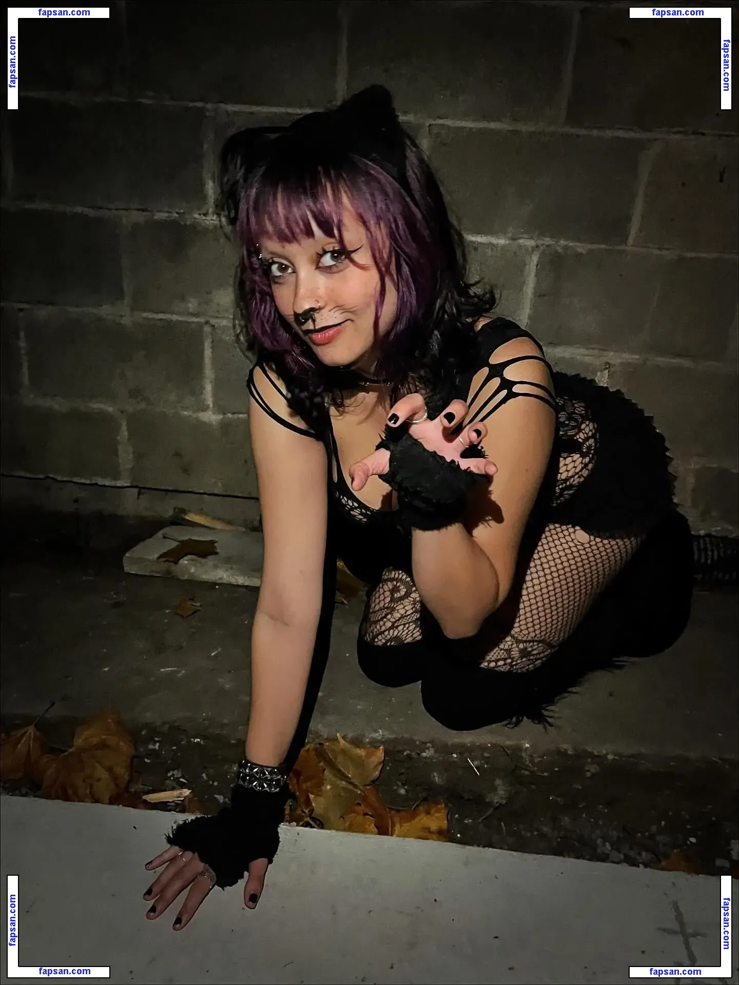 Osie nude photo #0002 from OnlyFans