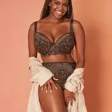 Oti Mabuse nude #0072