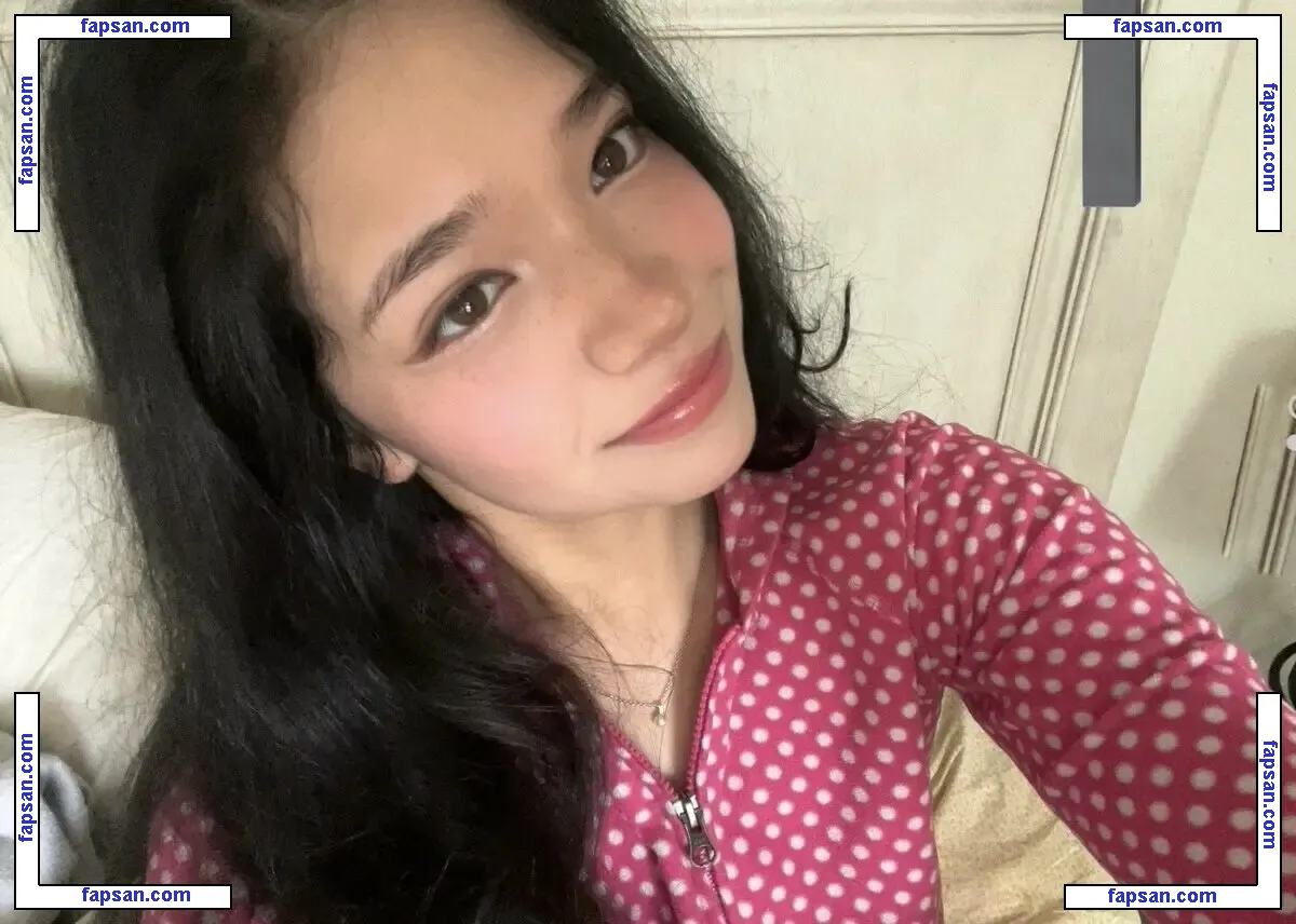 Outrovero голая фото #0003 с Онлифанс