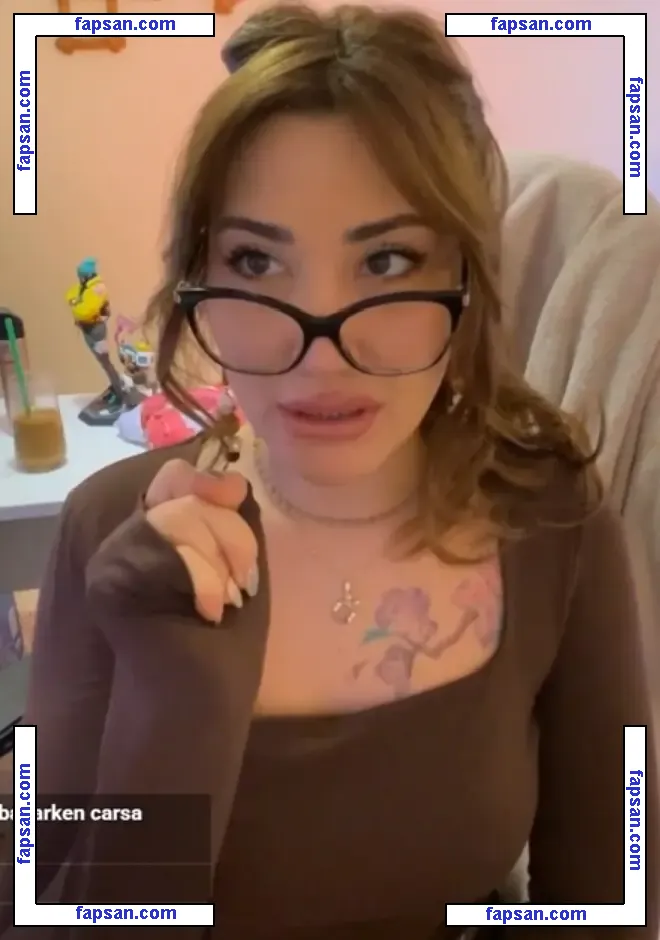 Özge Azunyan nude photo #0007 from OnlyFans