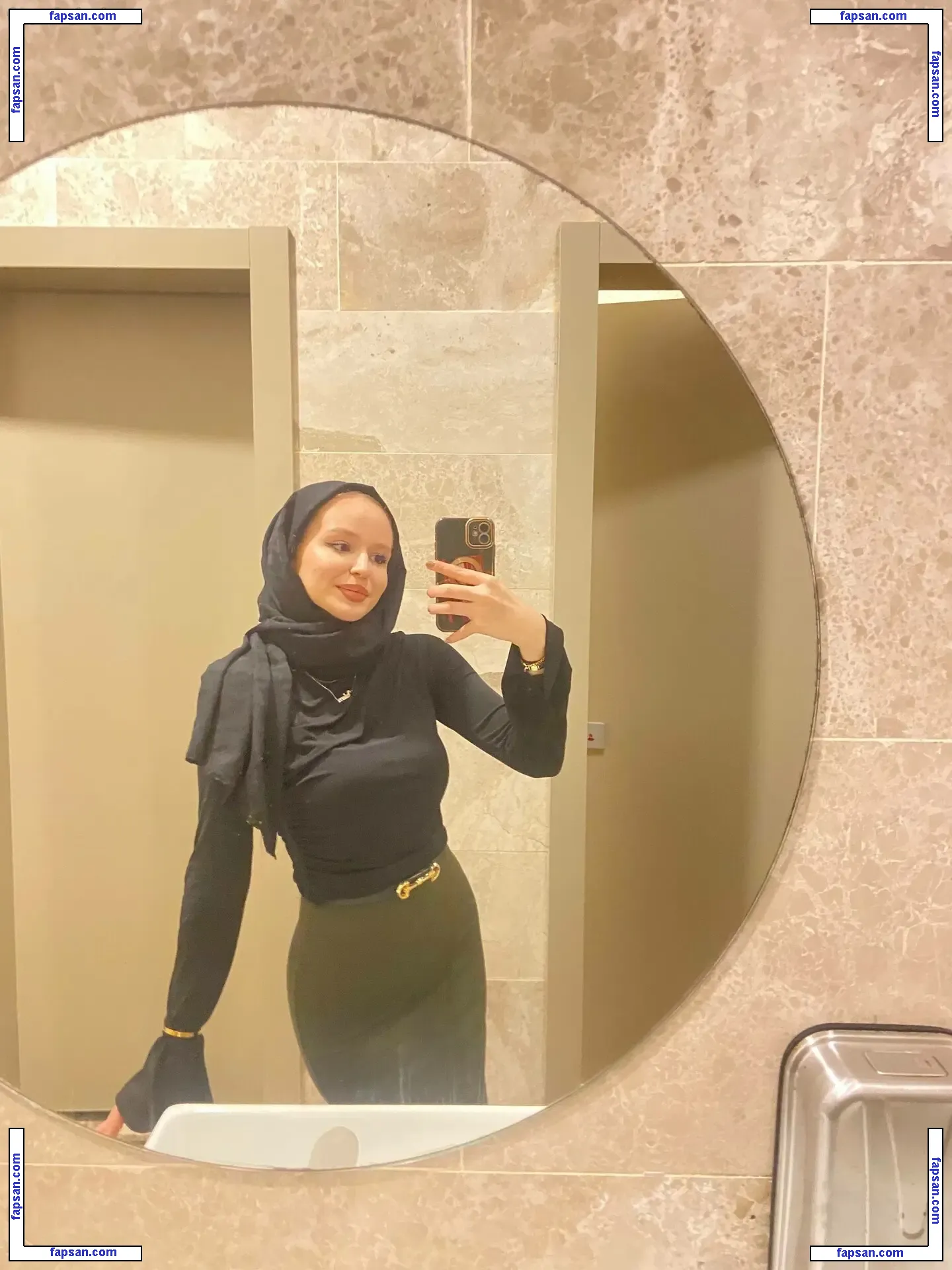 ozlemylzz nude photo #0008 from OnlyFans