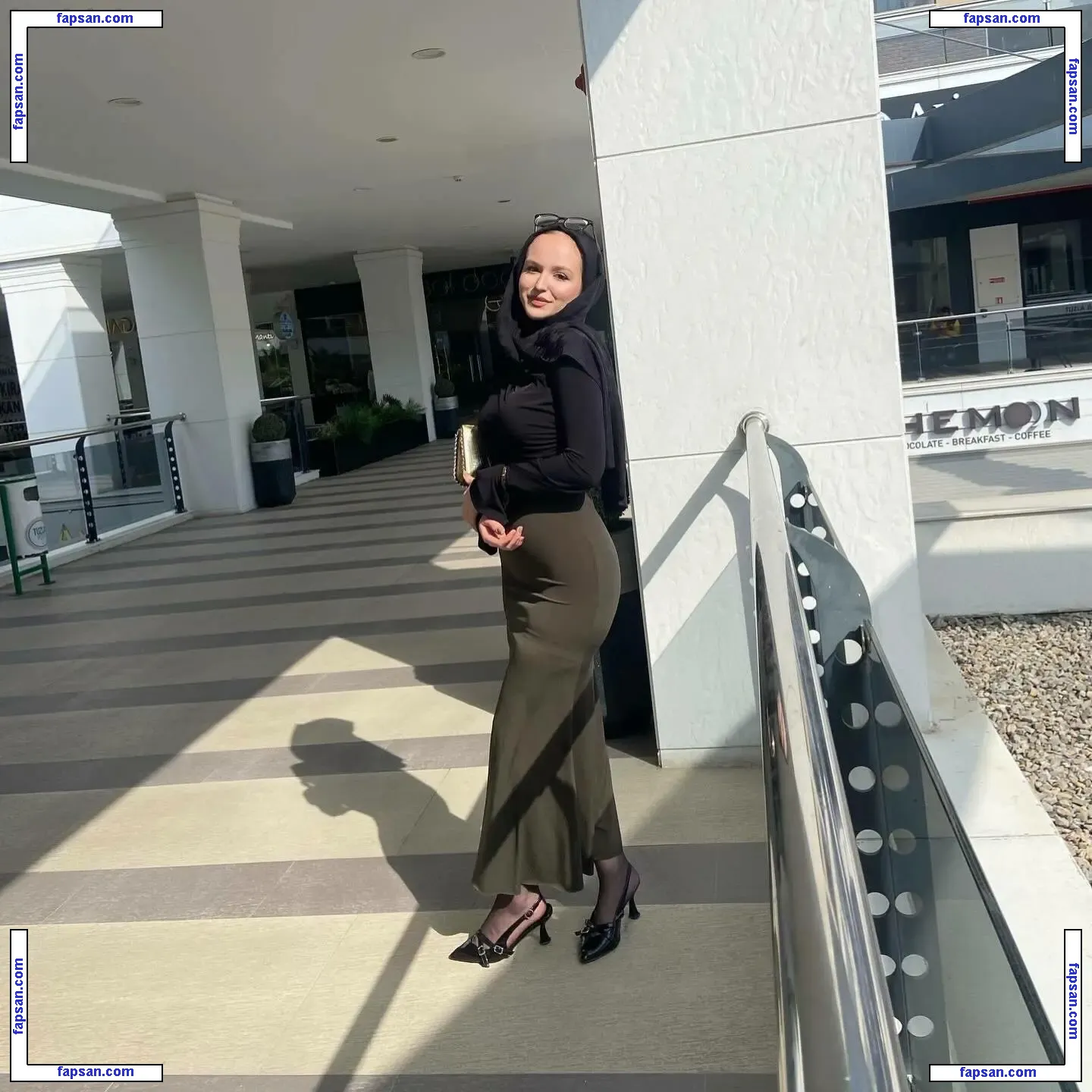 ozlemylzz nude photo #0015 from OnlyFans