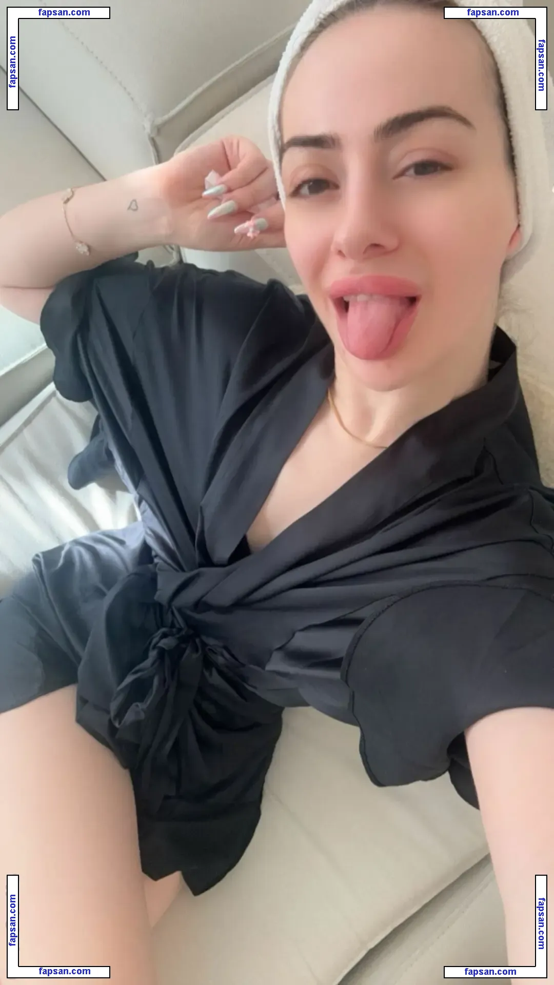 oznrgvn nude photo #0026 from OnlyFans
