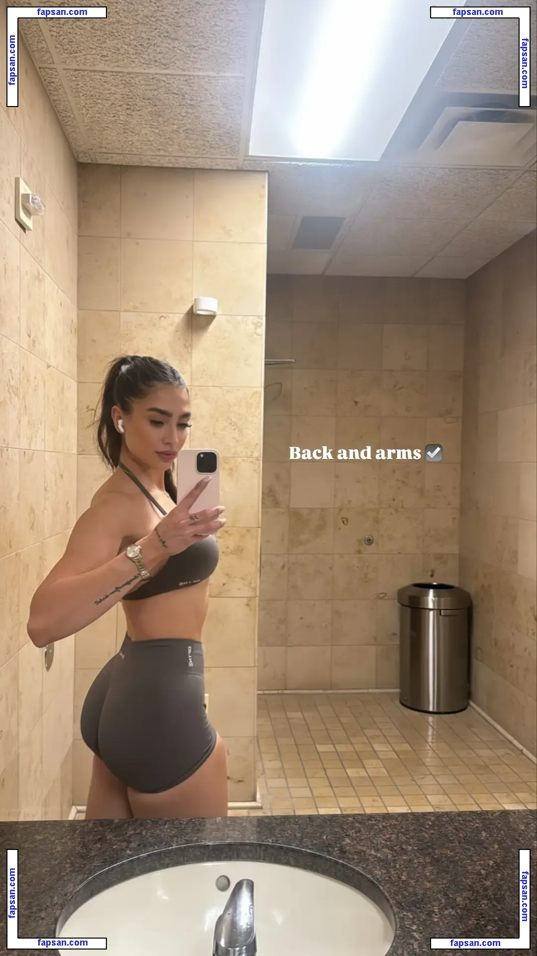 paaarpaaari голая фото #0001 с Онлифанс