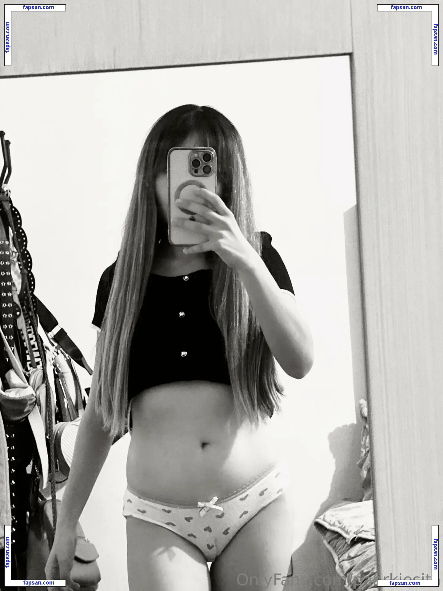 paarkiesita nude photo #0011 from OnlyFans