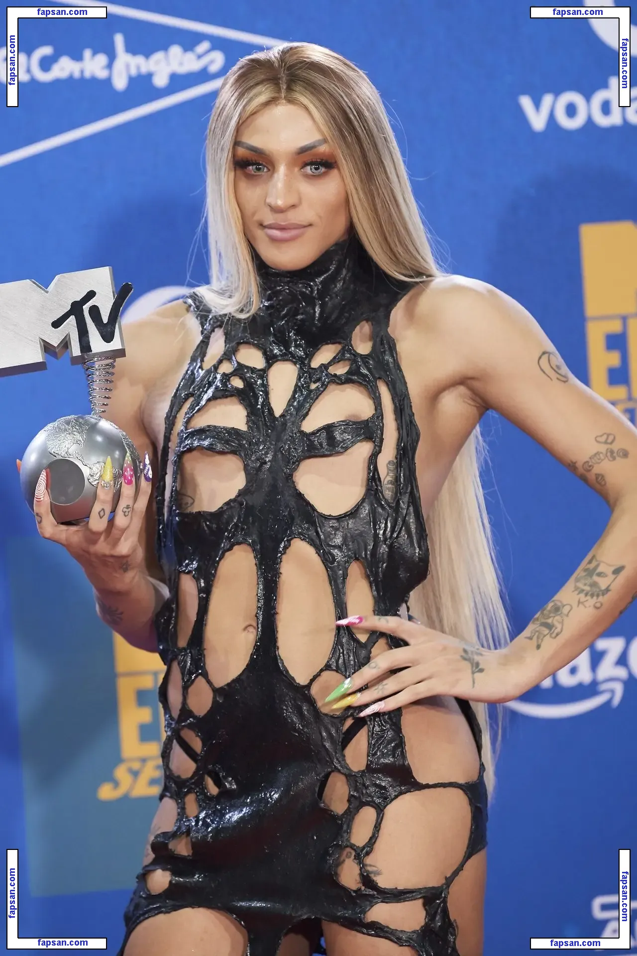 Pabllo Vittar nude photo #0007 from OnlyFans