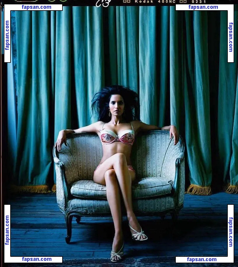 Padma Lakshmi nude photo #0476 from OnlyFans
