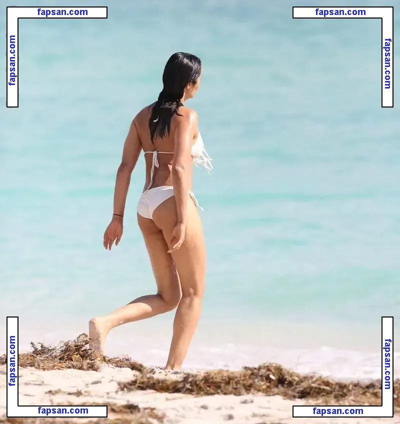 Padma Lakshmi nude photo #0567 from OnlyFans