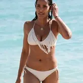 Padma Lakshmi голая #0988