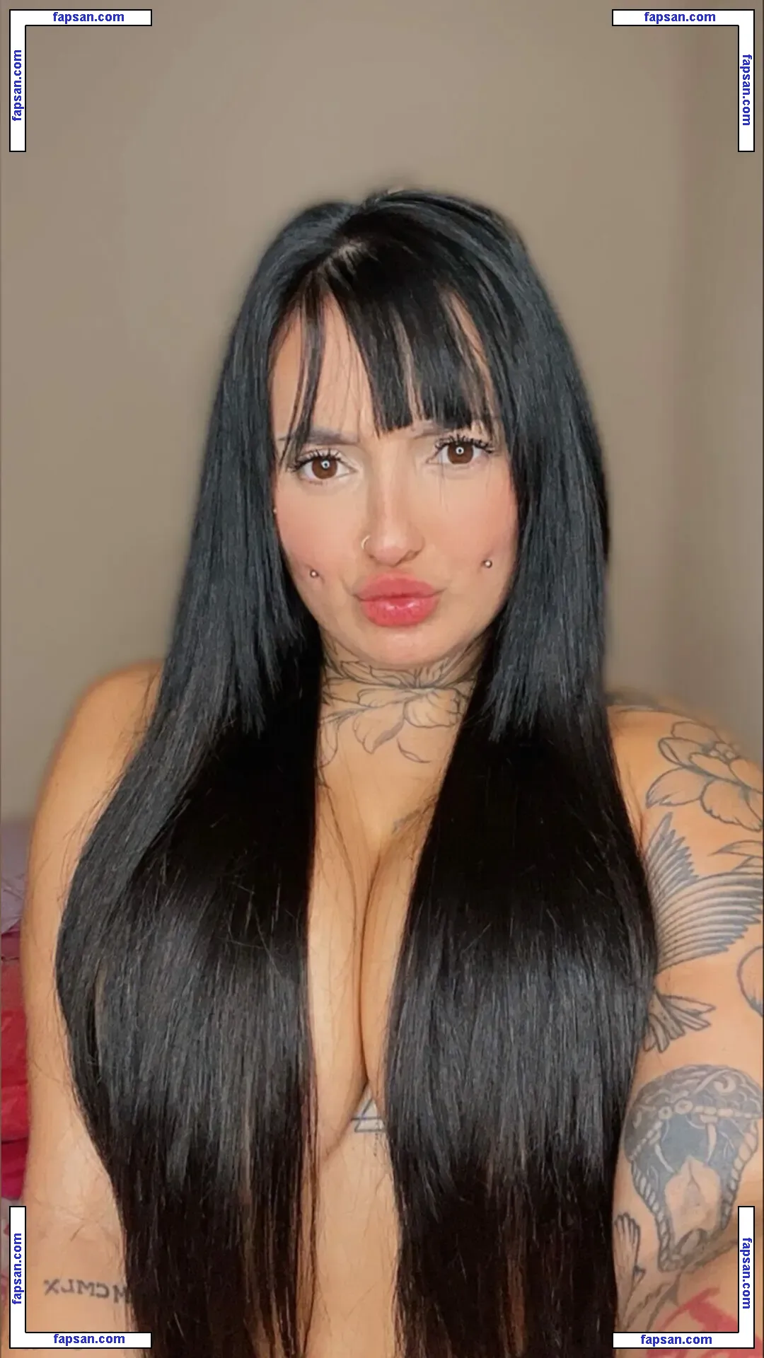 Pah Suelen nude photo #0016 from OnlyFans
