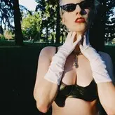 Pains Grey nude #0007