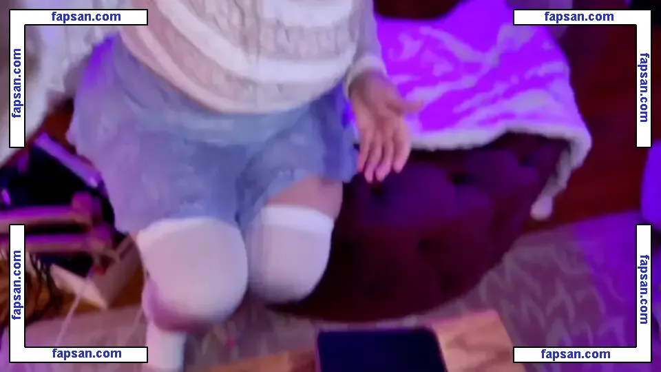 Paintedrose nude photo #0065 from OnlyFans