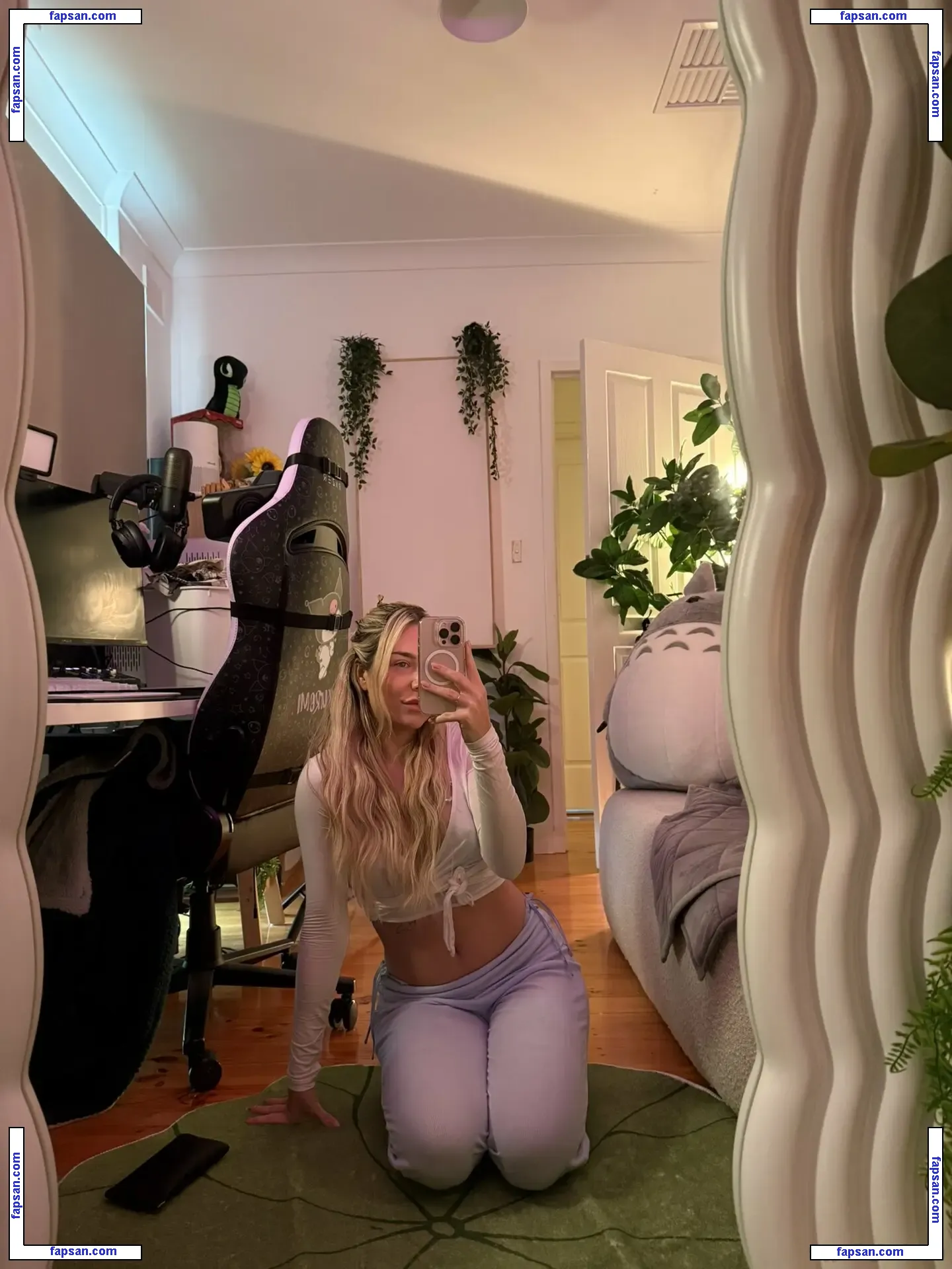 PaladinAmber nude photo #0136 from OnlyFans