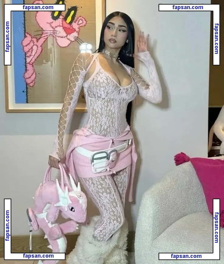 Paloma Mami голая фото #0037 с Онлифанс