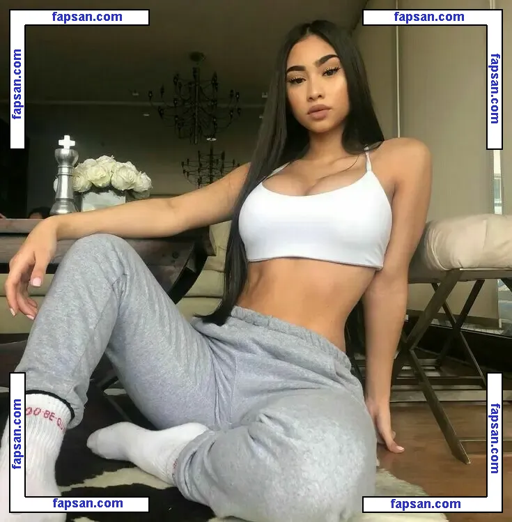 Paloma Mami голая фото #0043 с Онлифанс