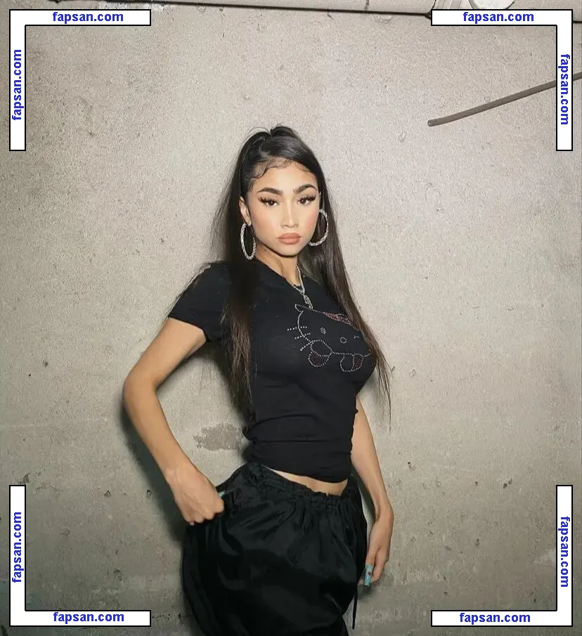 Paloma Mami голая фото #0051 с Онлифанс