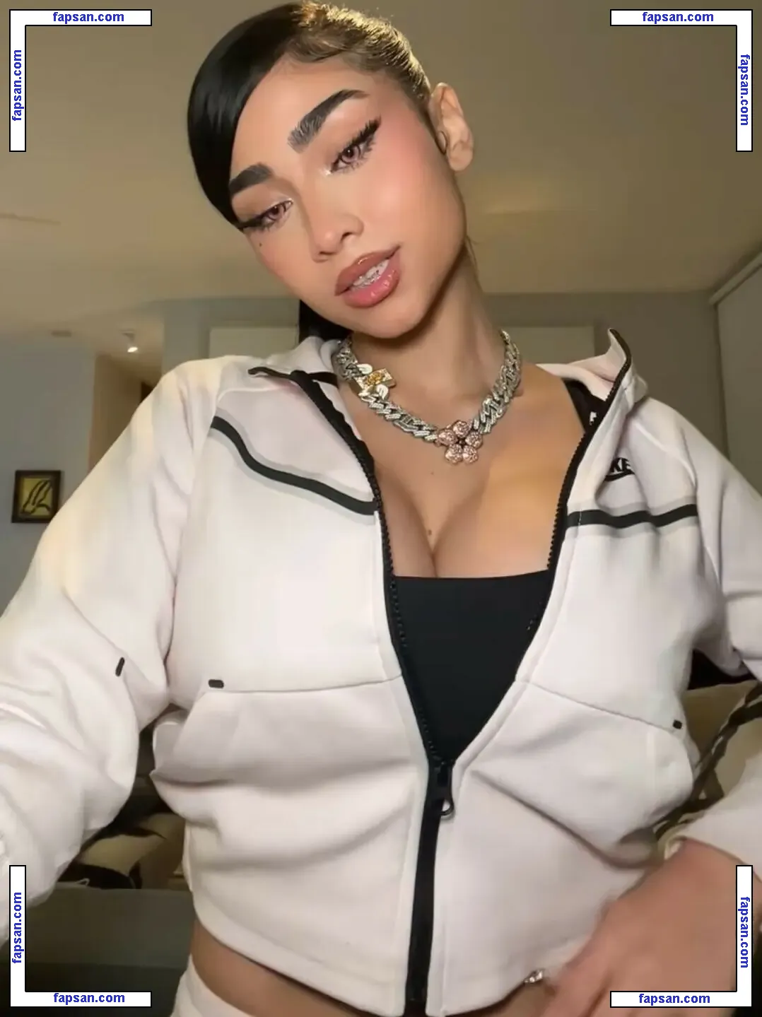 Paloma Mami голая фото #0054 с Онлифанс