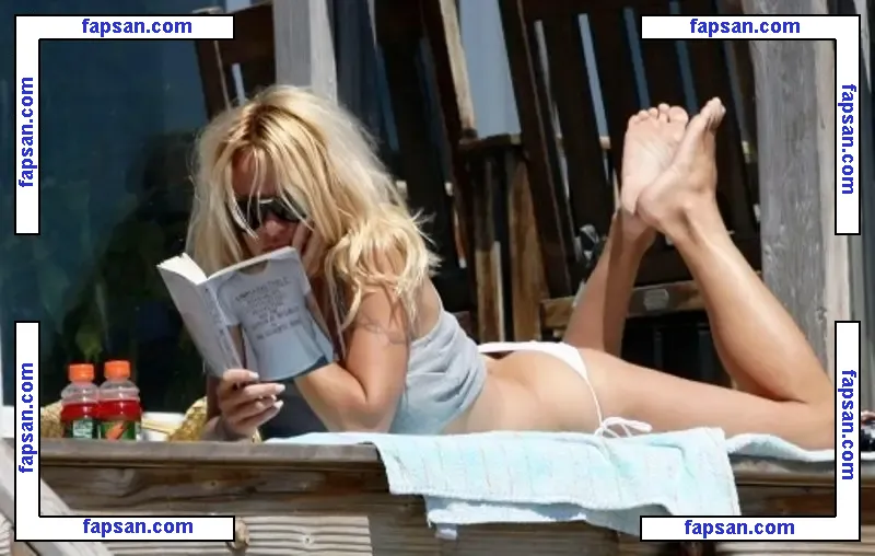Pamela Anderson nude photo #1331 from OnlyFans